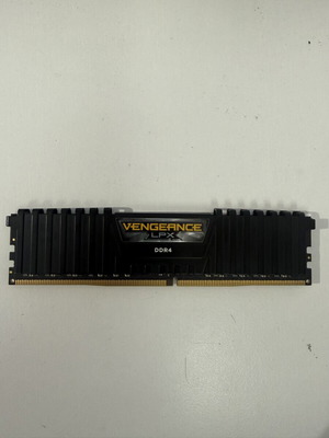 Corsair Vengeance LPX 32GB 3200MHz DDR4 RAM