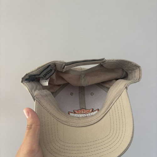 Harley Davidson beige cap new with tag