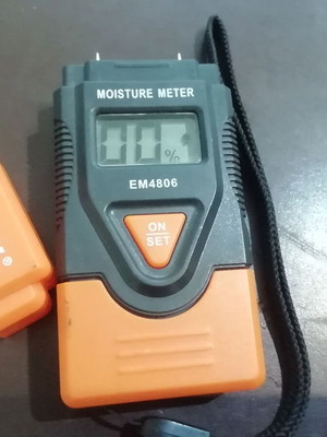 Stihl Moisture Meter and Socket Timer like new, set