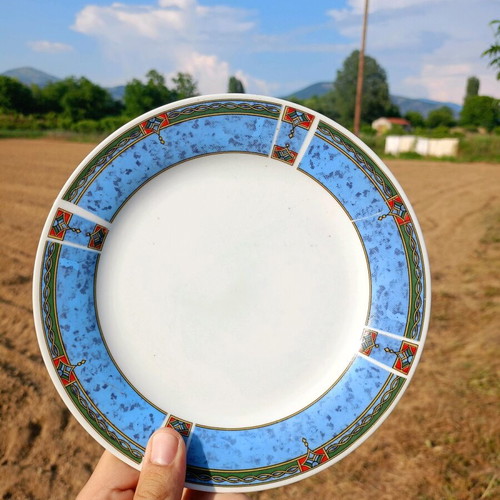 Vintage dessert plates like new, set of 7 pieces