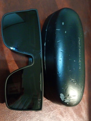 Polarized sunglasses with Polo Ralph Lauren case used, black