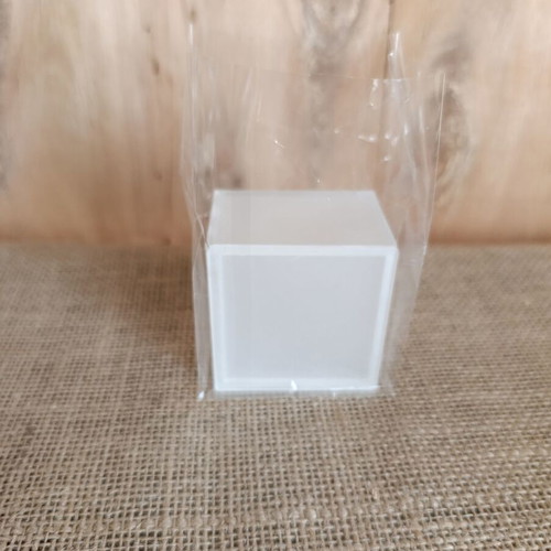 Jewelry display cube stand made of plexiglass like new