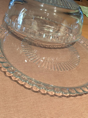 Glass cake stand with lid like new, large size, 32 cm diameter