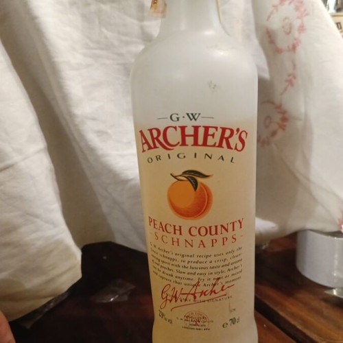Archers Peach Schnapps Vintage Bottle 23% vol for Collection