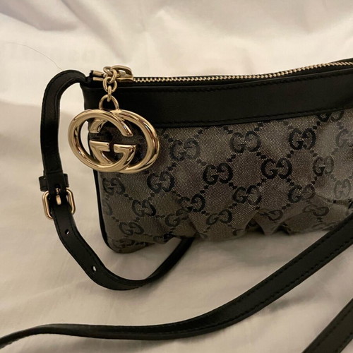 Gucci crossbody bag like new black and gray with gold glitter