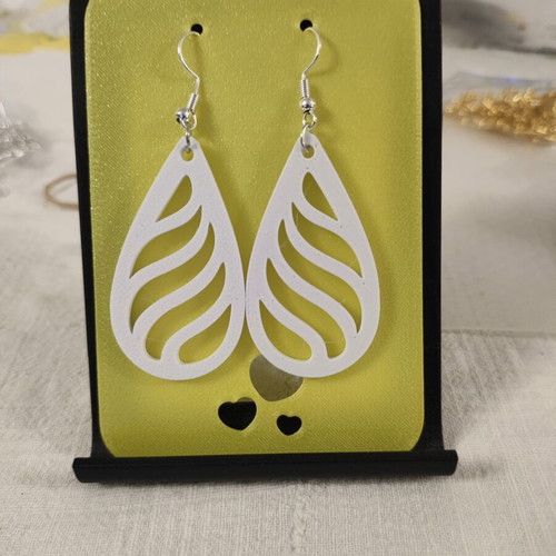 Drop earrings with wannabe lines 3D printing made, made to order