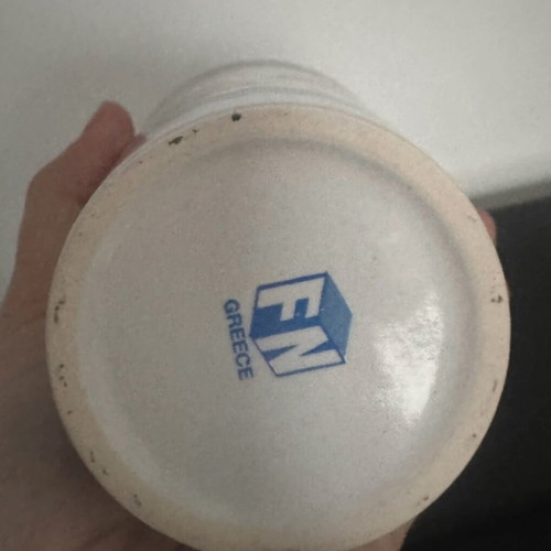 Thassos ceramic cup with silicone lid like new