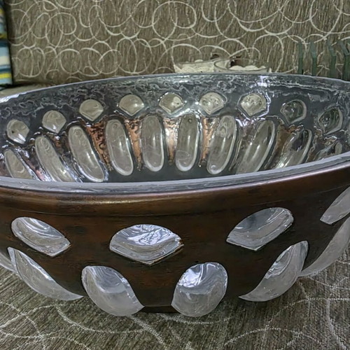 Large vintage bowl of bronze and glass like new