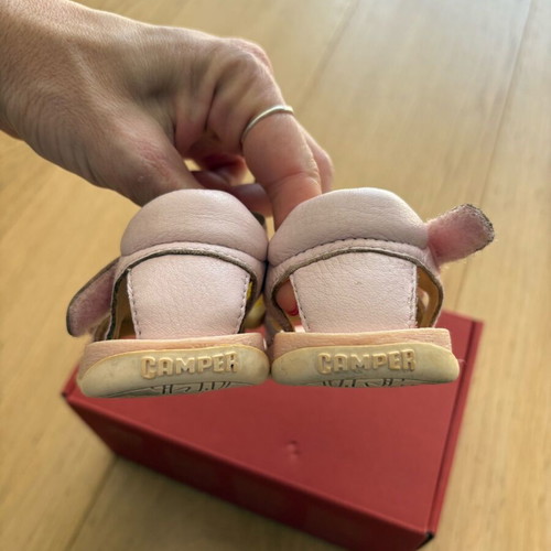 Camper sandals used with velcro and fabric detail size 20