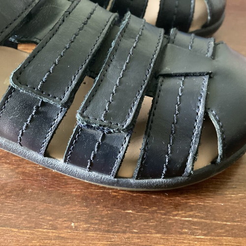 Walkmates M&S boys' sandals used, size 29, black with blue velcro