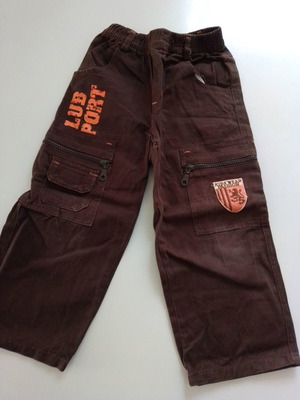 Bermuda shorts used for boy size 4 brown