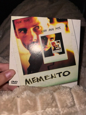 Memento DVD like new, action adventure thriller movie