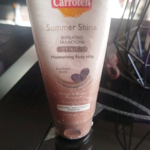 Carroten gradual tan moisturising body milk new 200 ml