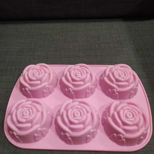 Silicone mold roses used