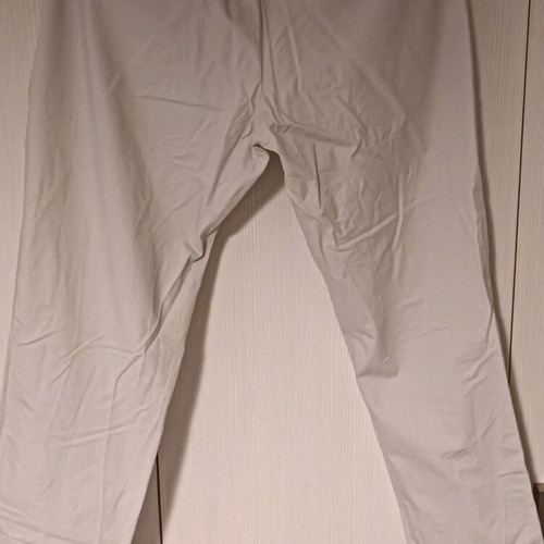 Monte Napoleone white pants like new, size 35