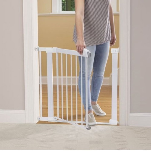 Safety 1st Flat Step safety gate used, white
