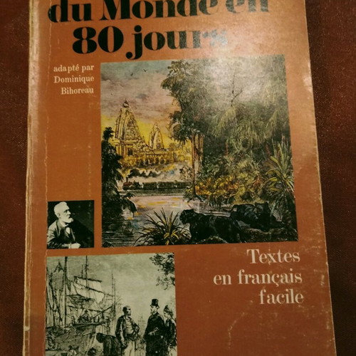 French books used, set of 13 simple Hachette titles