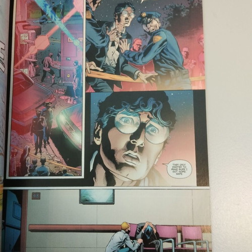 Action Comics (2011 2nd Series) #17A like new