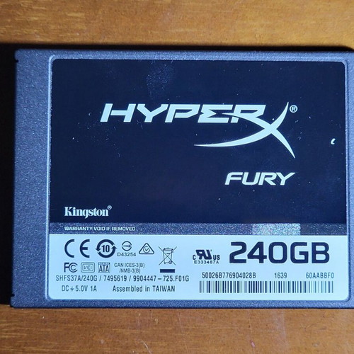 SSD δίσκος Kingston HyperX SHFS37A/240G Fury 240GB 2.5'' SATA3 σαν καινούργιο