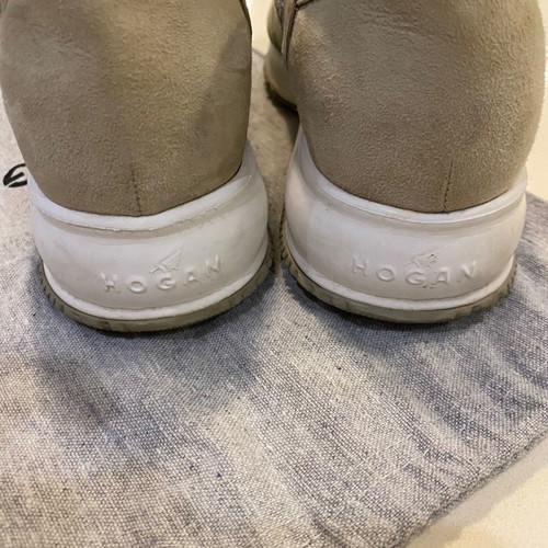 Hogan sneakers used, size 37.5, gray suede with sequins