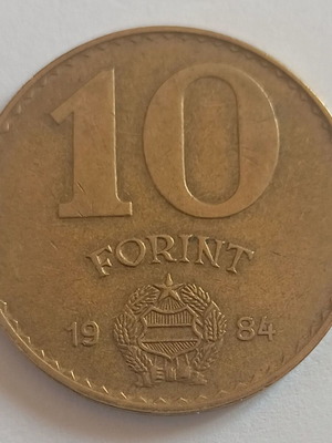 Hungary 10 Forint 1984 used