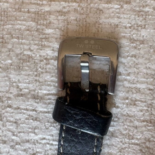 TW Steel Canteen TW2R men's watch with leather strap