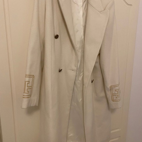 Nema coat new, white with gold embroidery on sleeves s/m
