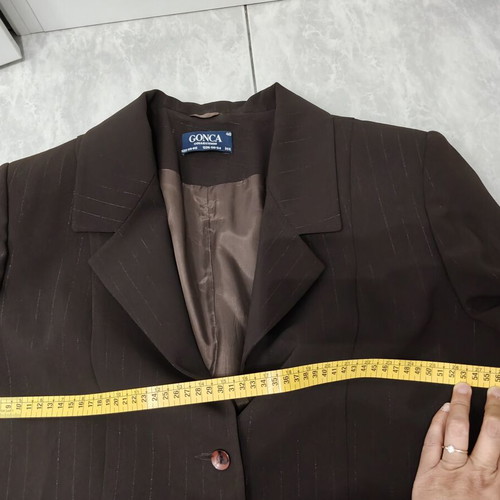 Women's suit set 3 pieces size 48 like new, brown