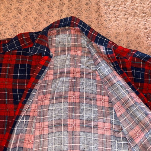 Checked shirt XL like new, cotton, black and red