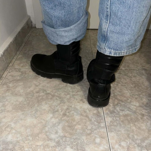 Black Vagabond ankle boots size 38 used genuine leather