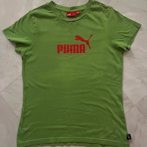 Puma T-shirt size M like new