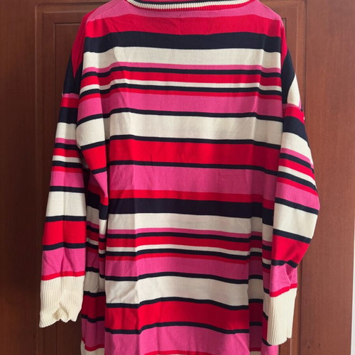 Karavan multicolor sweater like new