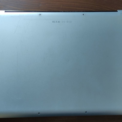 Apple MacBook Pro 15-inch Mid 2009 semi-functional, used