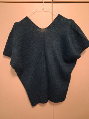 Πλεκτό γιλέκο σκούρο πράσινο σαν καινούργιο