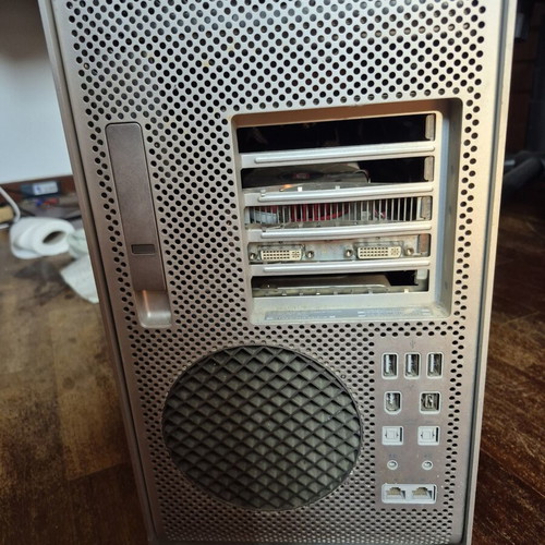 Apple Power Mac G5 (Late 2005) for parts or collection