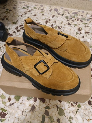 Manijero Rayne дамски велурени лофери нови, жълти, кожа