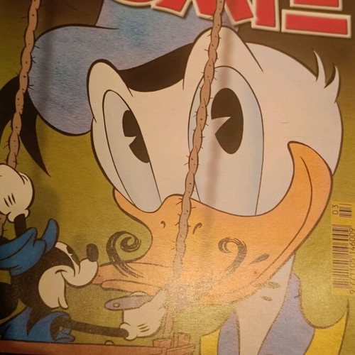Komix collectible pack of 4 magazines new