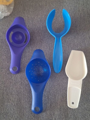 Tupperware kitchen mini tools set of 4 new