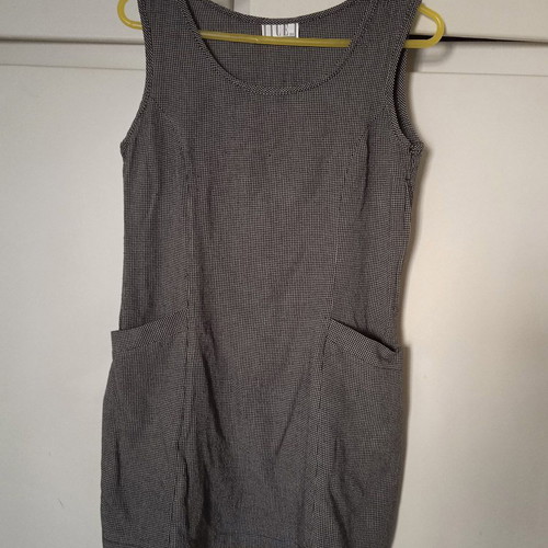 Mini checked dress Ice size M 38 like new with pockets
