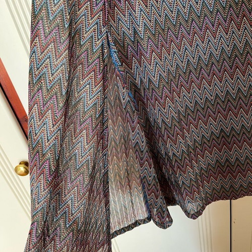 Attrattivo skirt new, multicolored with side slits