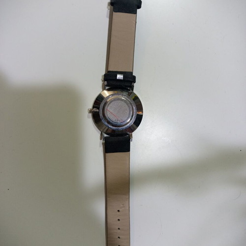 Women's watch new, unused without box, needs battery
