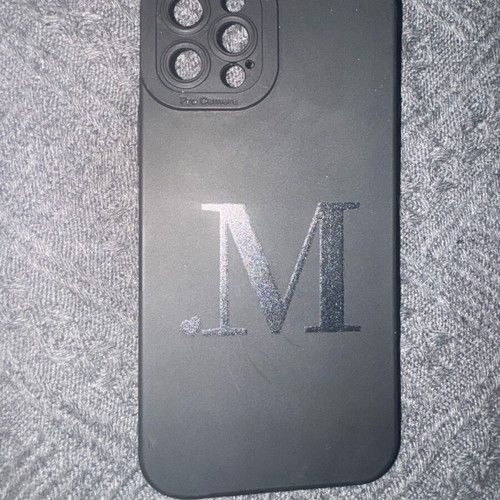 iPhone 12 Pro cases like new, pack of 4