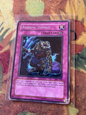 Yu-Gi-Oh! card Robbin' Zombie IOC-109 used, rare