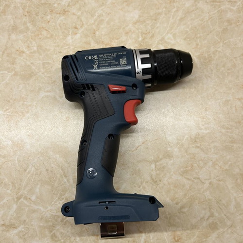 Bosch tools with 3 4.0Ah batteries and carrying case new