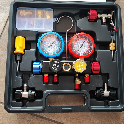 Vevor AC manifold gauge set for R134A R12 R22 R410 new
