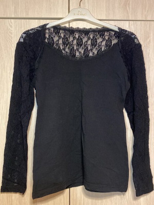 Lace blouse like new, black, sizes S and M