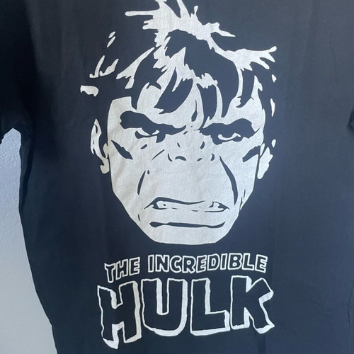 Marvel t-shirt size L like new, black