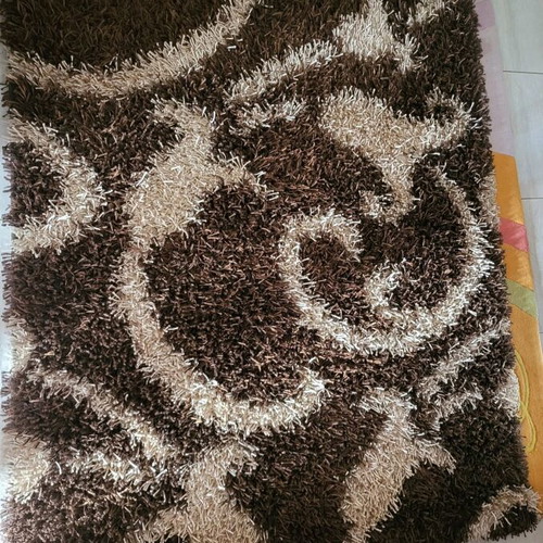 Shaggy rug set like new, 2 medium 1.30×1.60 and 1 large 1.80×2.30