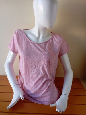 Women's pink short-sleeve t-shirt like new, size M