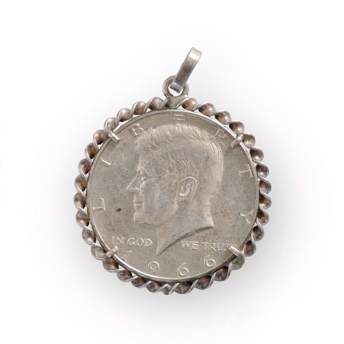 Half Dollar 1966 John Kennedy USA silver used with keyring for keychain
